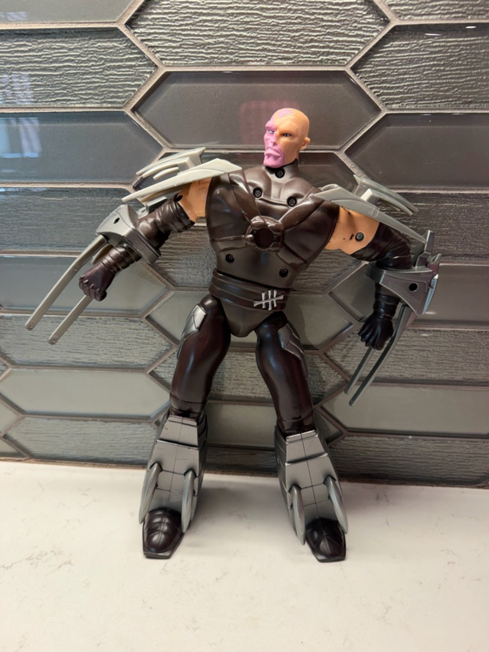 TNNT unmasked shredder action figure